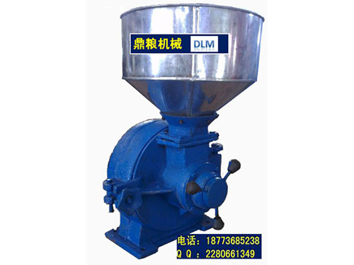 30型磨片式粉碎機(jī)、磨粉機(jī)磨粉機(jī)，磨片式，產(chǎn)量達(dá)1000公斤時,粗細(xì)可調(diào)